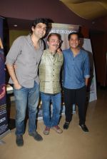 Vinay Pathak at Suleman Keeda premiere in PVR, Mumbai on 10th Dec 2014